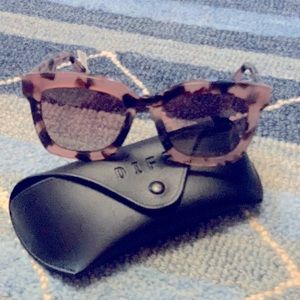 Diff eyewear Carson Himalayan Tortoise sunglasses